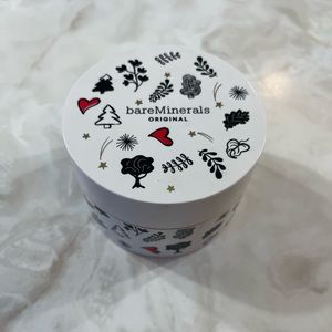 Bare minerals loose powder foundation in medium beige